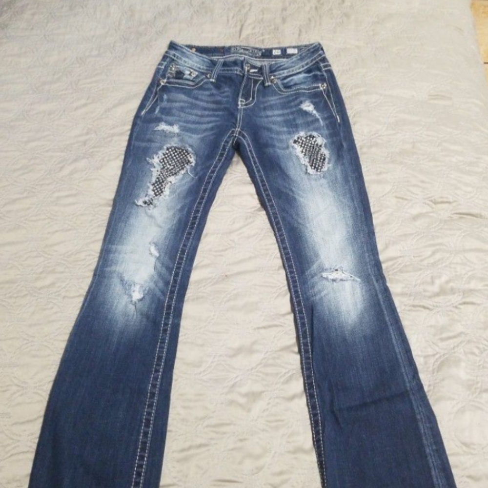 Miss me bootcut Jean's with rhinestone